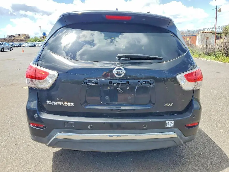 2015 NISSAN PATHFINDER SV  