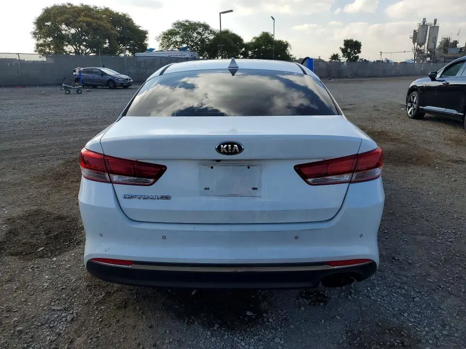 2018 KIA OPTIMA LX  