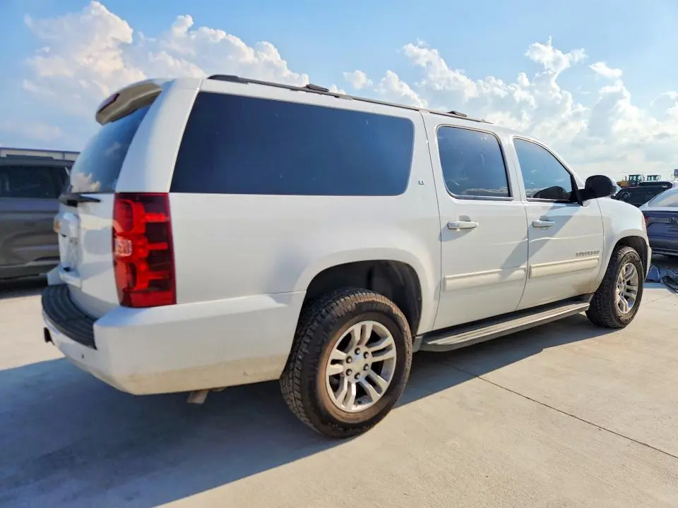 2014 CHEVROLET SUBURBAN C1500 LT  