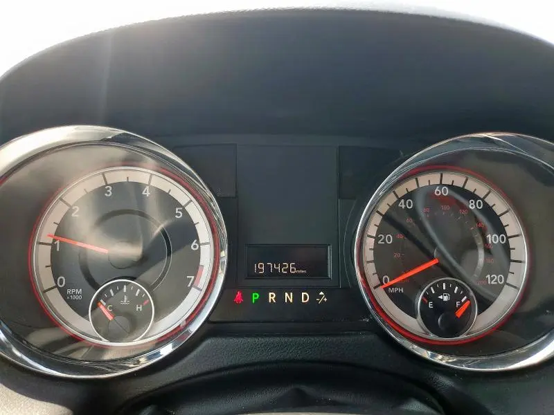 2017 DODGE GRAND CARAVAN SXT  