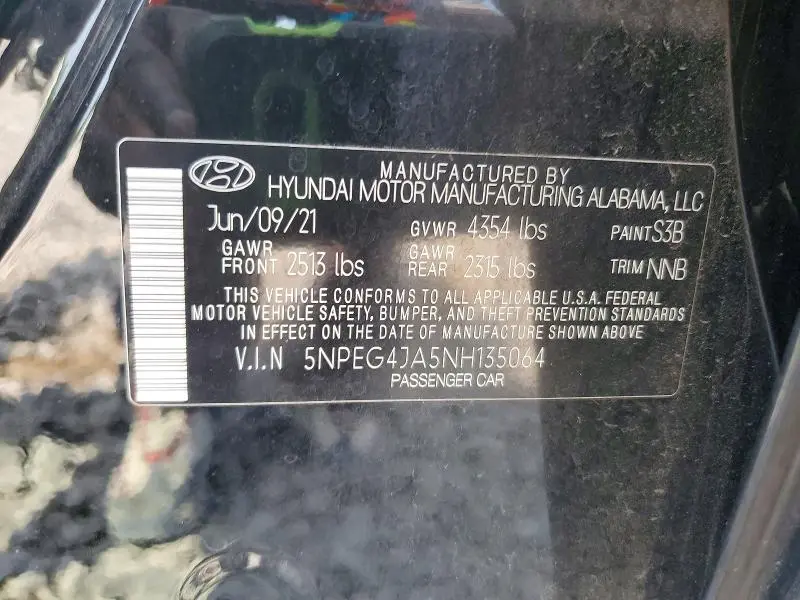 2022 HYUNDAI SONATA SE  