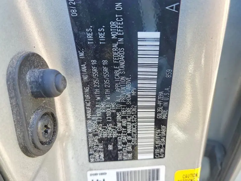 2020 TOYOTA SIENNA LE  