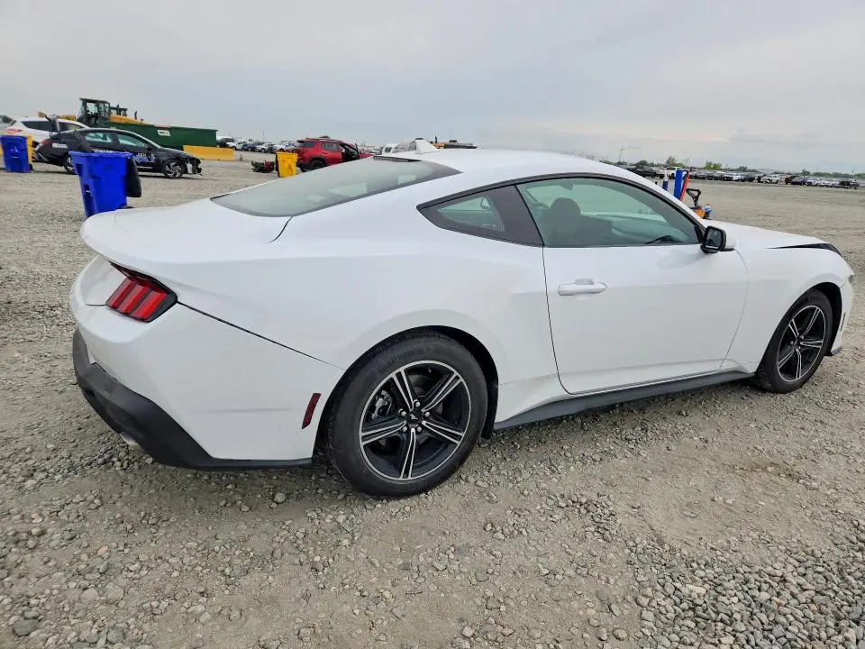 2025 FORD MUSTANG   
