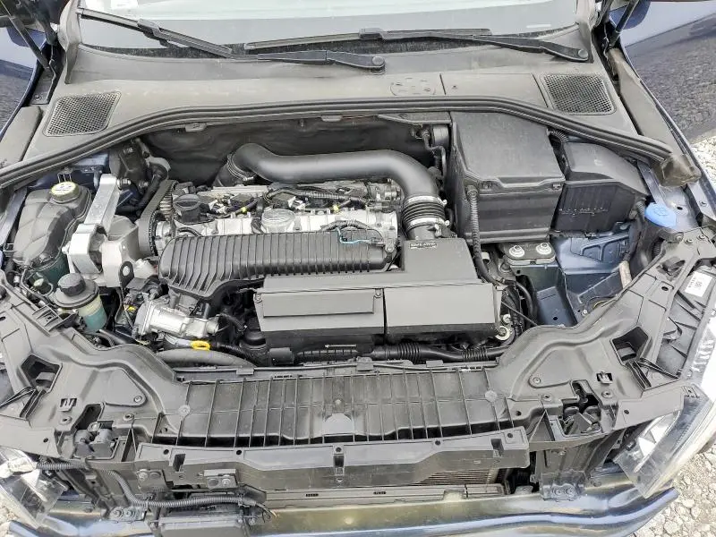 2015 VOLVO S60 PLATINUM  