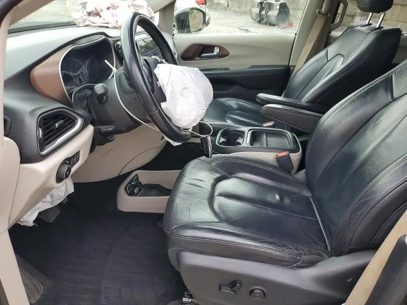 2017 CHRYSLER PACIFICA TOURING L  