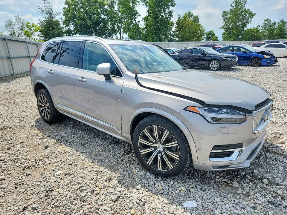 2024 VOLVO XC90 PLUS  