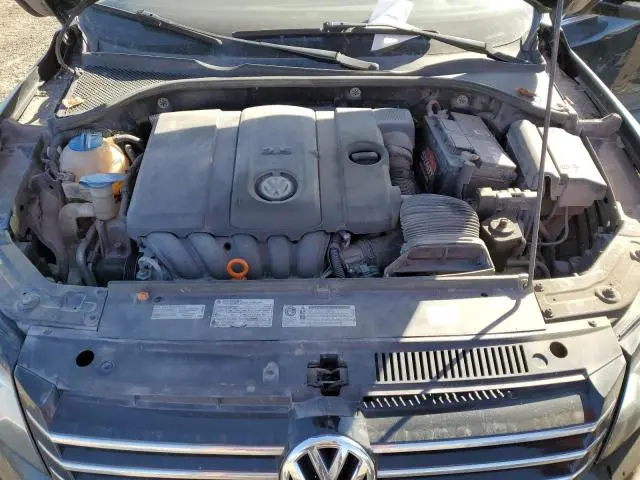 2012 VOLKSWAGEN PASSAT SE  