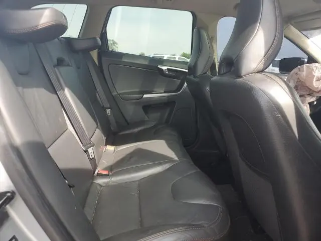 2011 VOLVO XC60 T6
