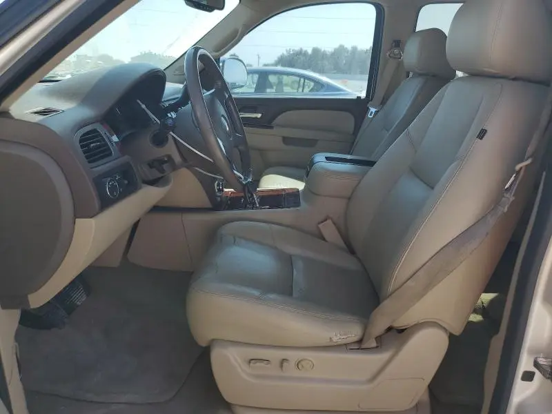 2014 CHEVROLET TAHOE C1500 LTZ  