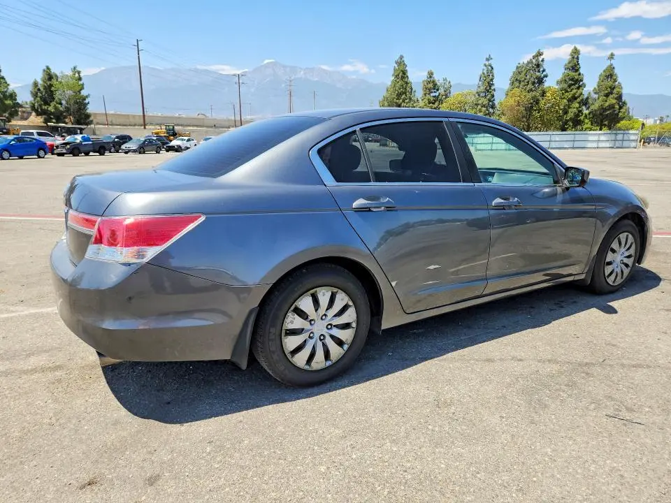 2011 HONDA ACCORD LX  
