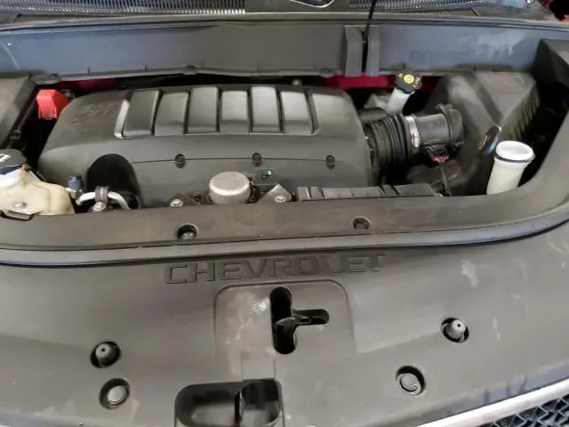 2010 CHEVROLET TRAVERSE LT  