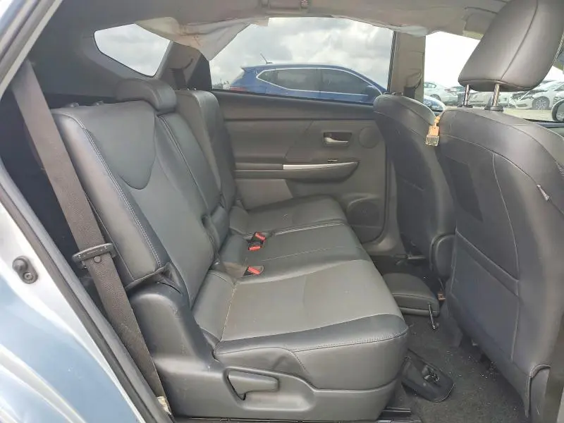 2012 TOYOTA PRIUS V FIVE  