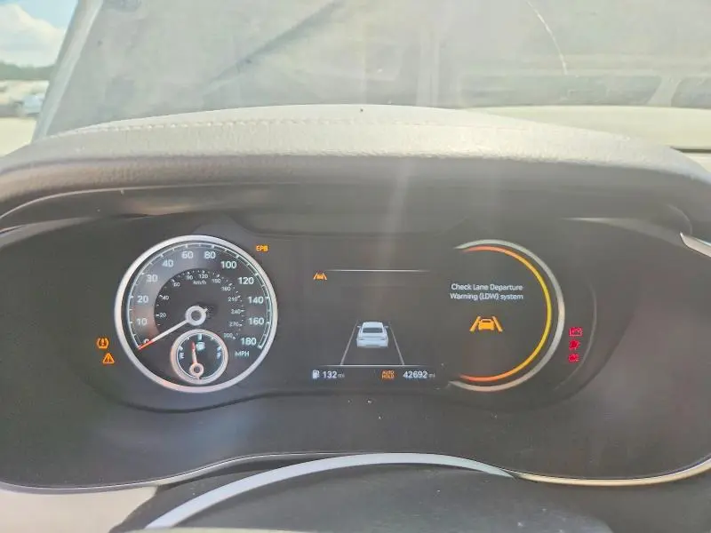 2023 GENESIS G70 3.3T STANDARD  