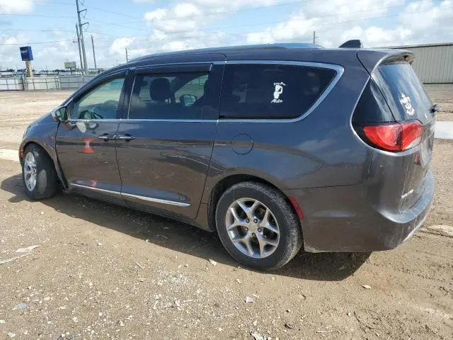 2017 CHRYSLER PACIFICA LIMITED  