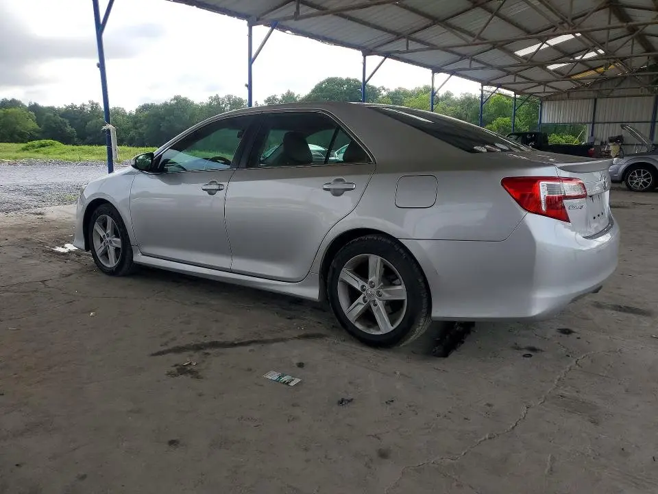 2014 TOYOTA CAMRY SE  