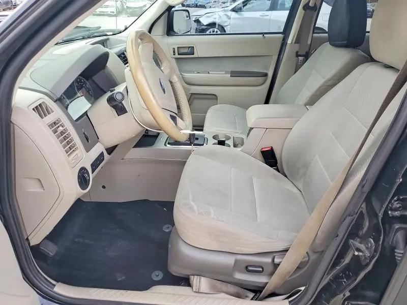 2012 FORD ESCAPE XLT  