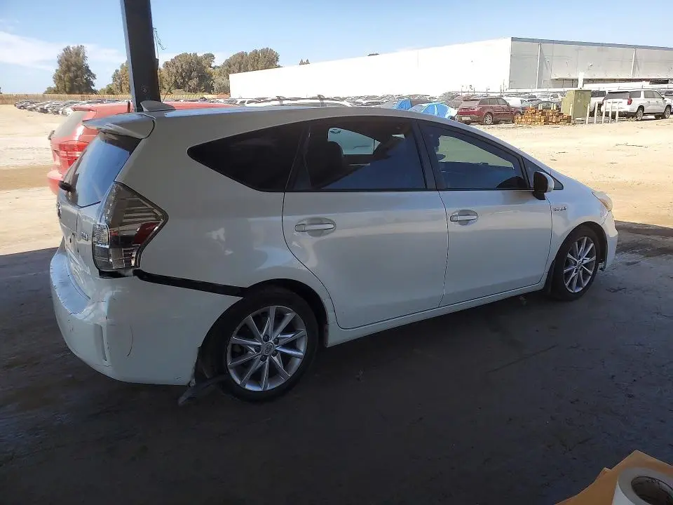 2012 TOYOTA PRIUS V FIVE  