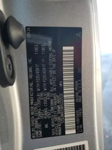 2024 TOYOTA SIENNA XLE  