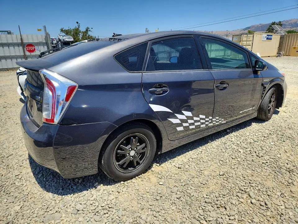 2012 TOYOTA PRIUS THREE  