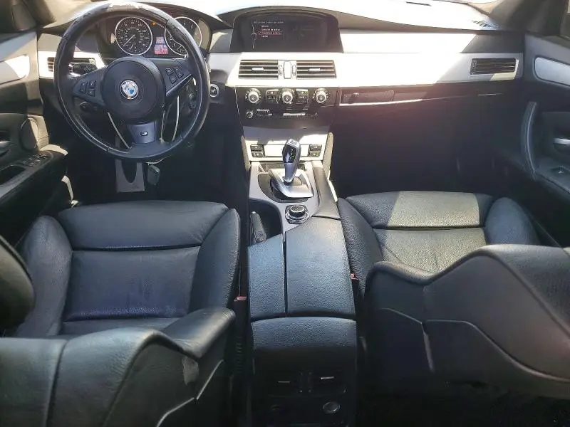 2010 BMW 528 I  