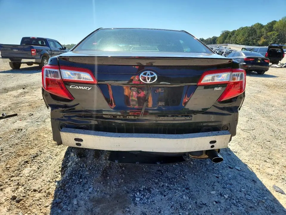 2012 TOYOTA CAMRY SE  