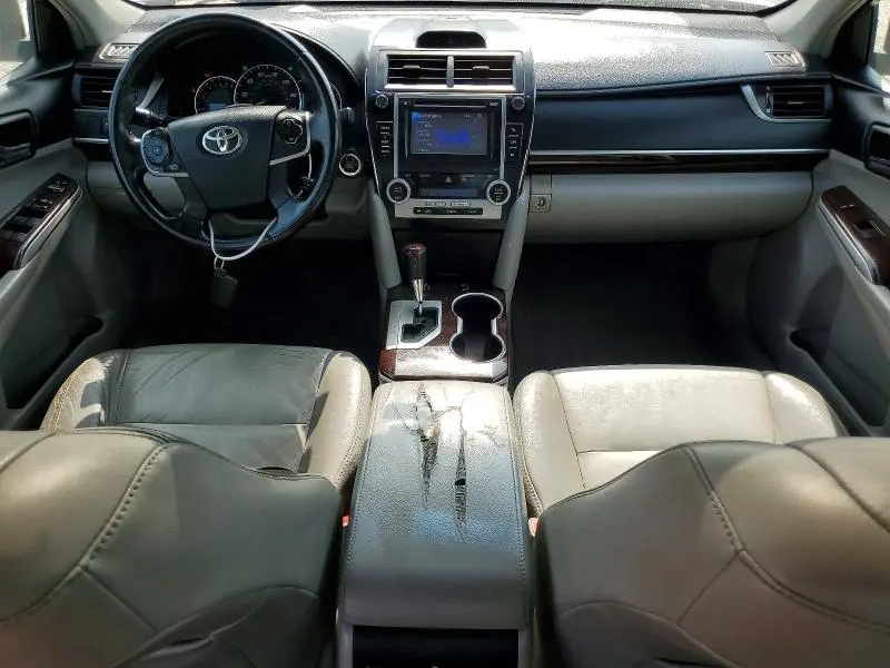 2012 TOYOTA CAMRY XLE  