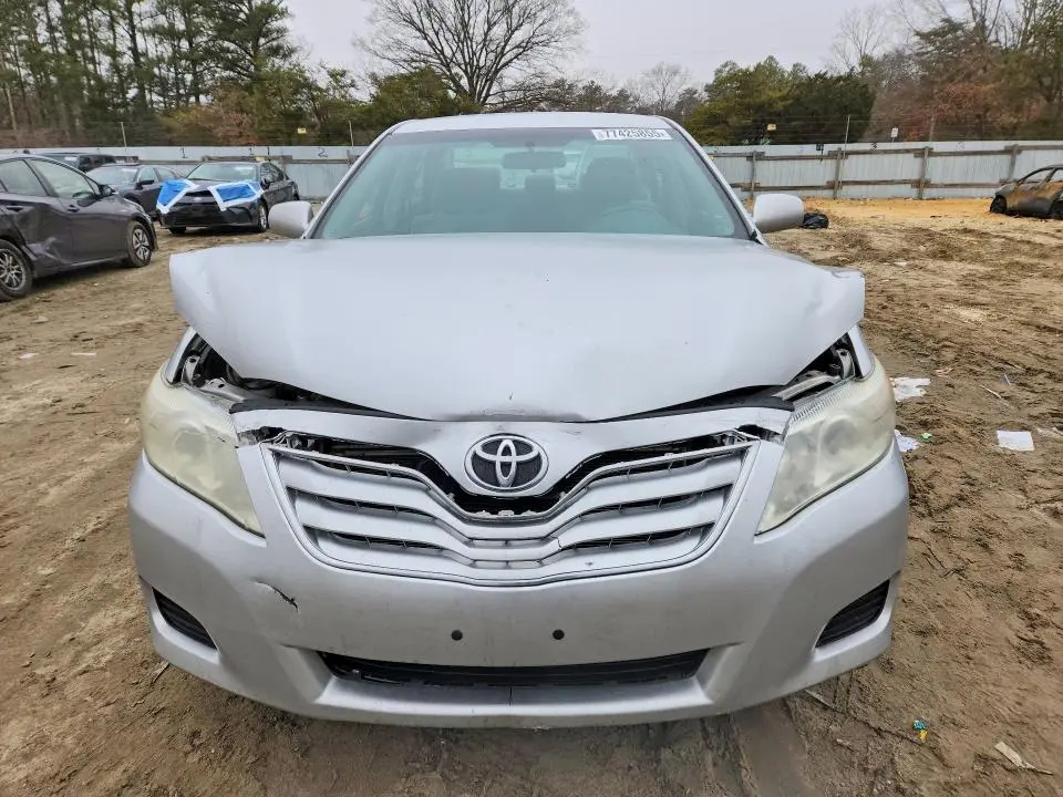 2011 TOYOTA CAMRY BASE  