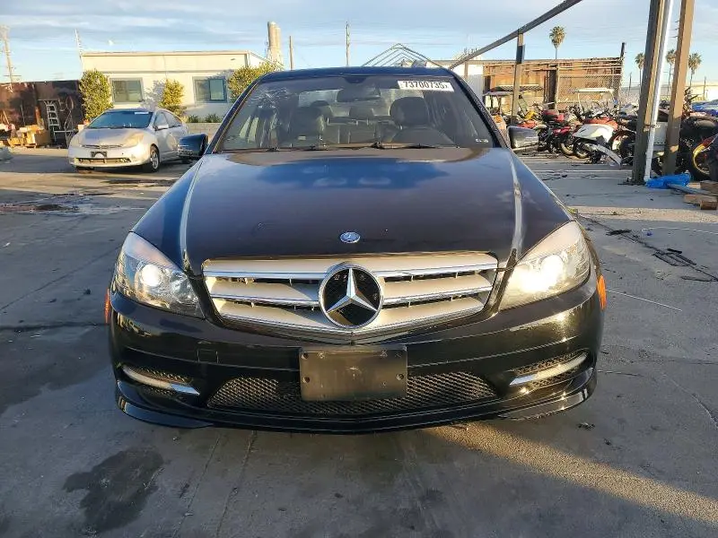 2011 MERCEDES-BENZ C 300  