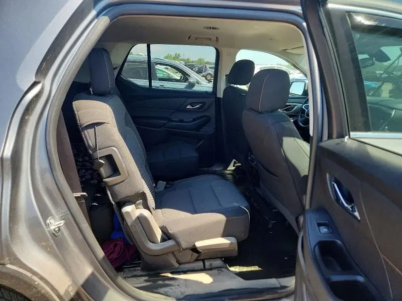 2018 CHEVROLET TRAVERSE LT  
