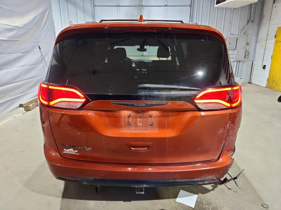 2018 CHRYSLER PACIFICA TOURING L  