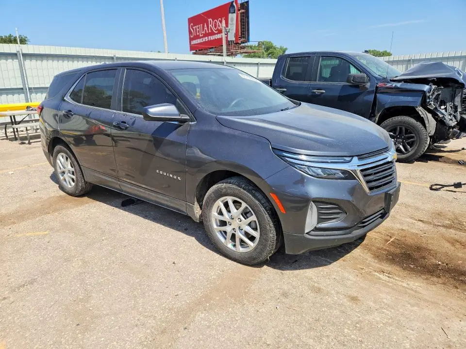 2022 CHEVROLET EQUINOX LT  