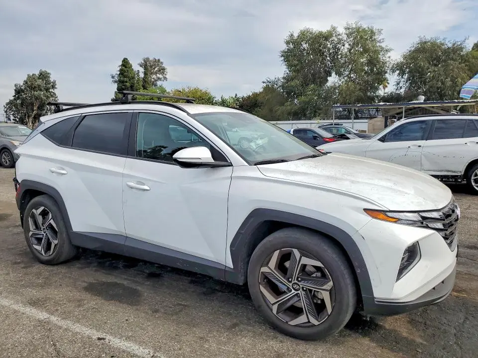 2023 HYUNDAI TUCSON SEL  