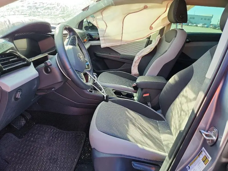 2024 VOLKSWAGEN TAOS S  