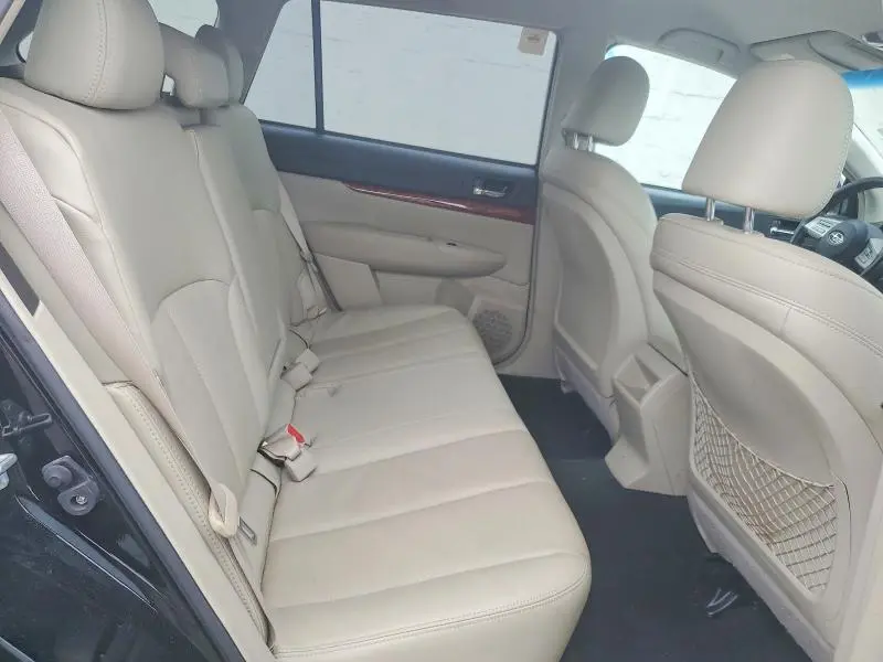 2010 SUBARU OUTBACK 3.6R LIMITED  