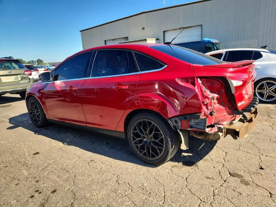2012 FORD FOCUS TITANIUM  