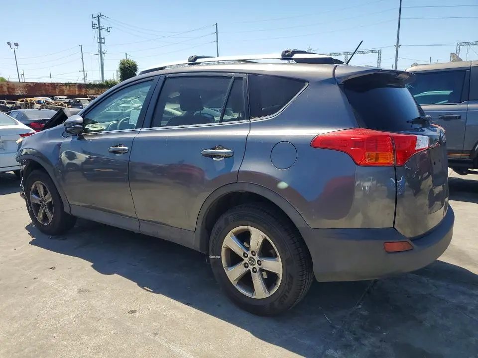 2015 TOYOTA RAV4 XLE  