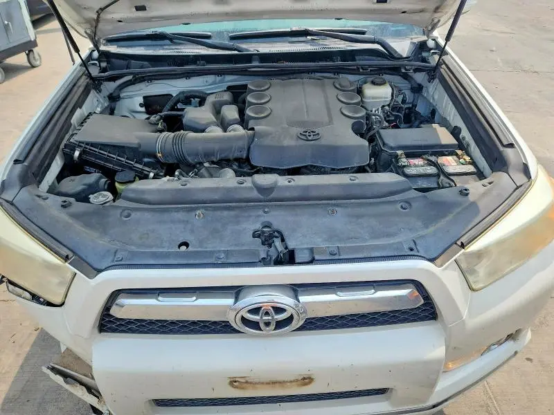 2013 TOYOTA 4RUNNER SR5  