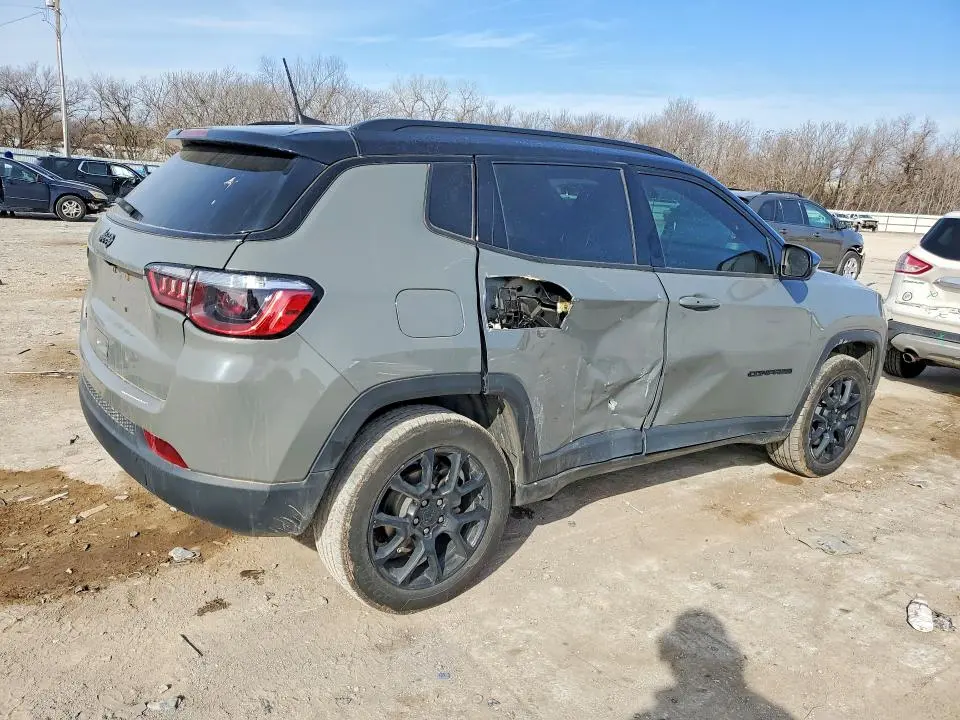 2023 JEEP COMPASS LATITUDE  