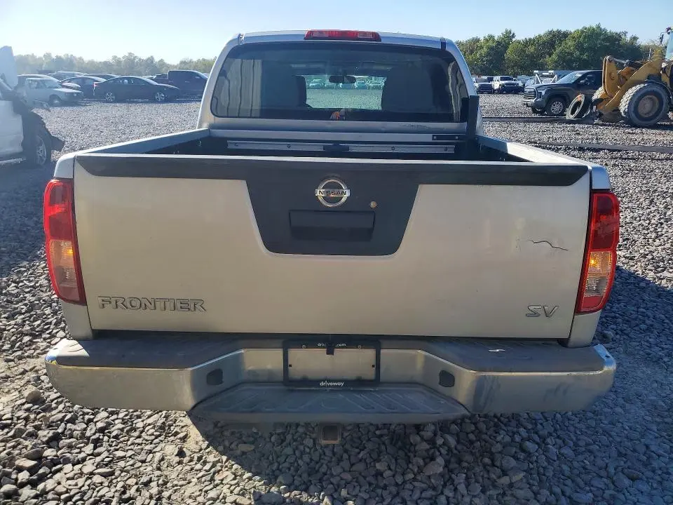 2017 NISSAN FRONTIER SV  