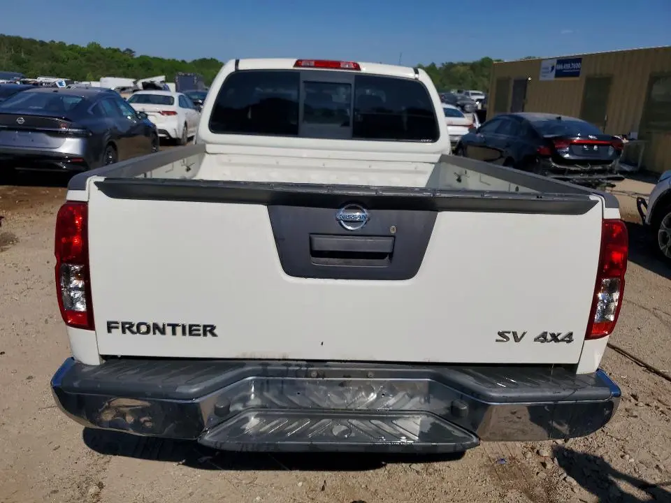 2019 NISSAN FRONTIER SV V6  