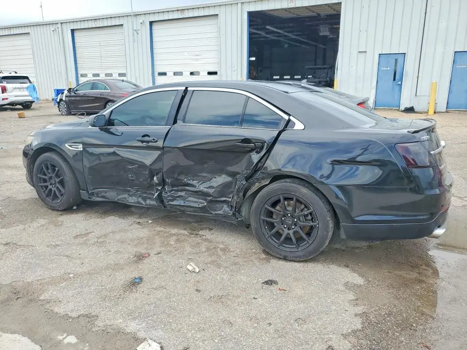 2015 FORD TAURUS SE  