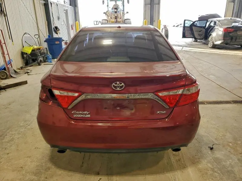 2016 TOYOTA CAMRY XSE  