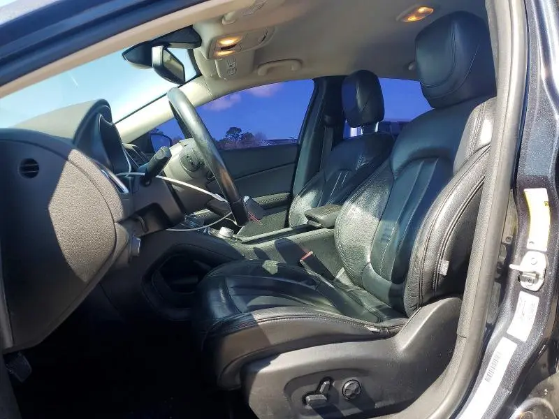 2017 CHRYSLER 200 LIMITED  