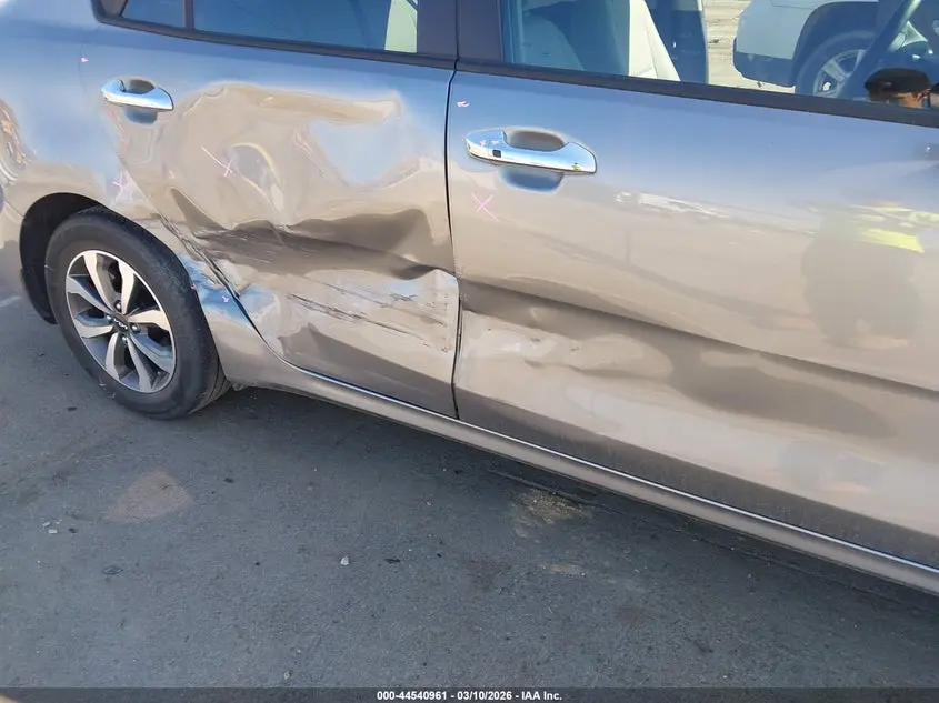 2022 KIA RIO S