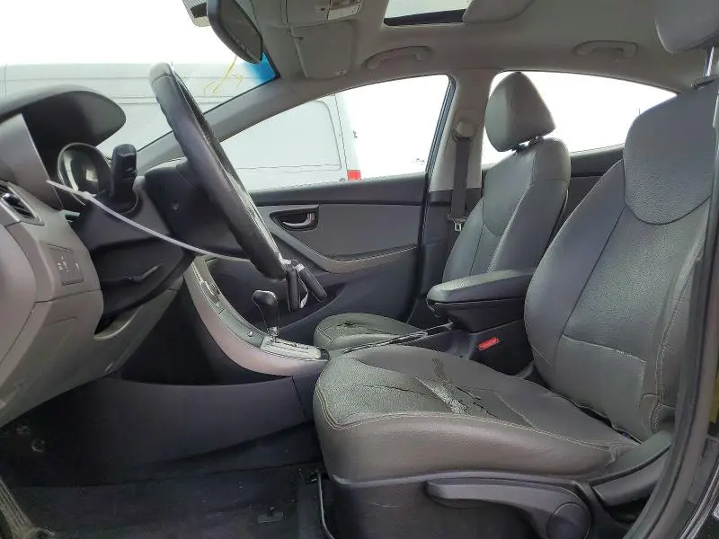 2012 HYUNDAI ELANTRA   