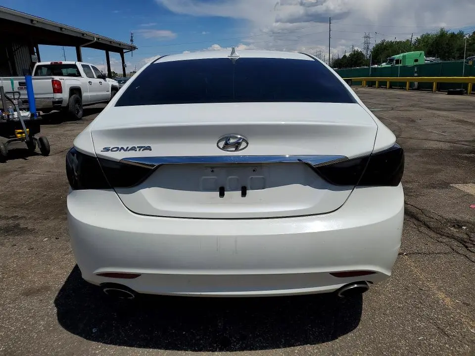 2012 HYUNDAI SONATA SE  