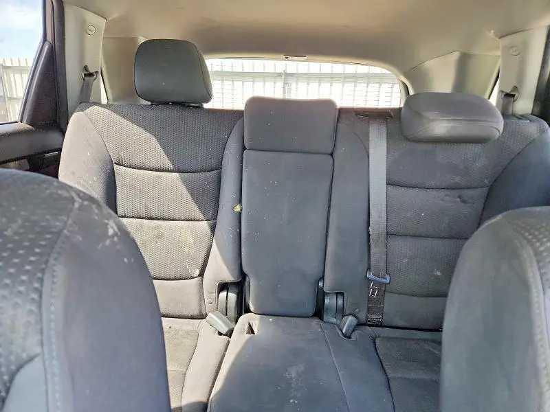 2011 KIA SORENTO LX  