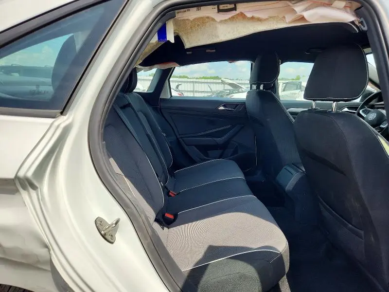 2025 VOLKSWAGEN JETTA SPORT  