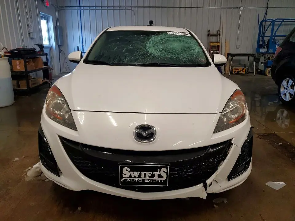 2011 MAZDA 3 I  