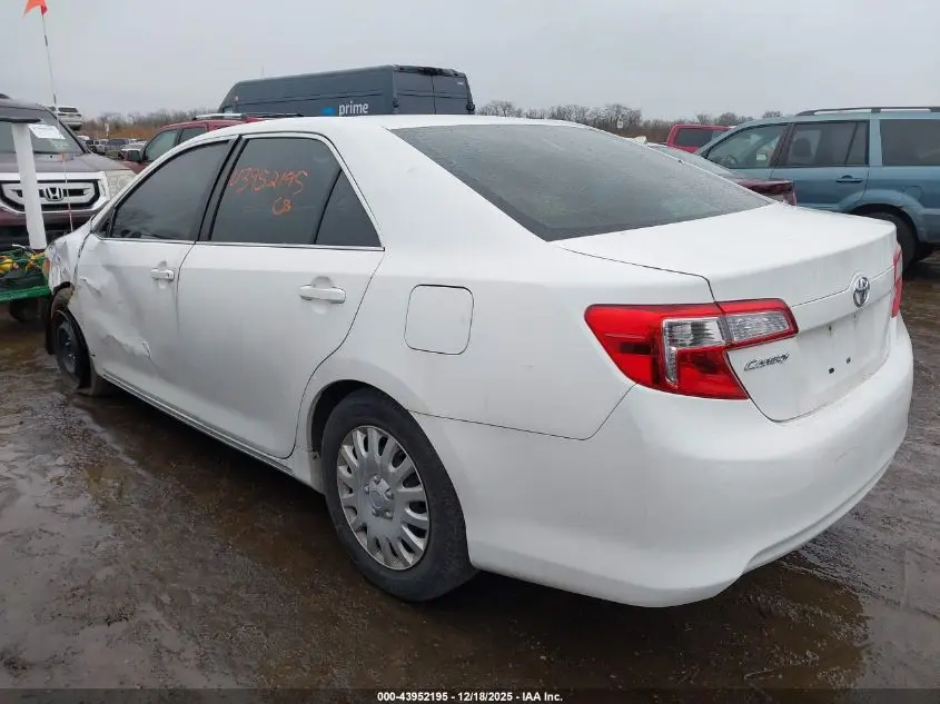 2013 TOYOTA CAMRY LE